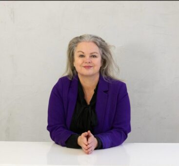 Under lyktan: Klimpsoppa på Heiman – en kulinarisk läsning med Ann-Luise Bertell